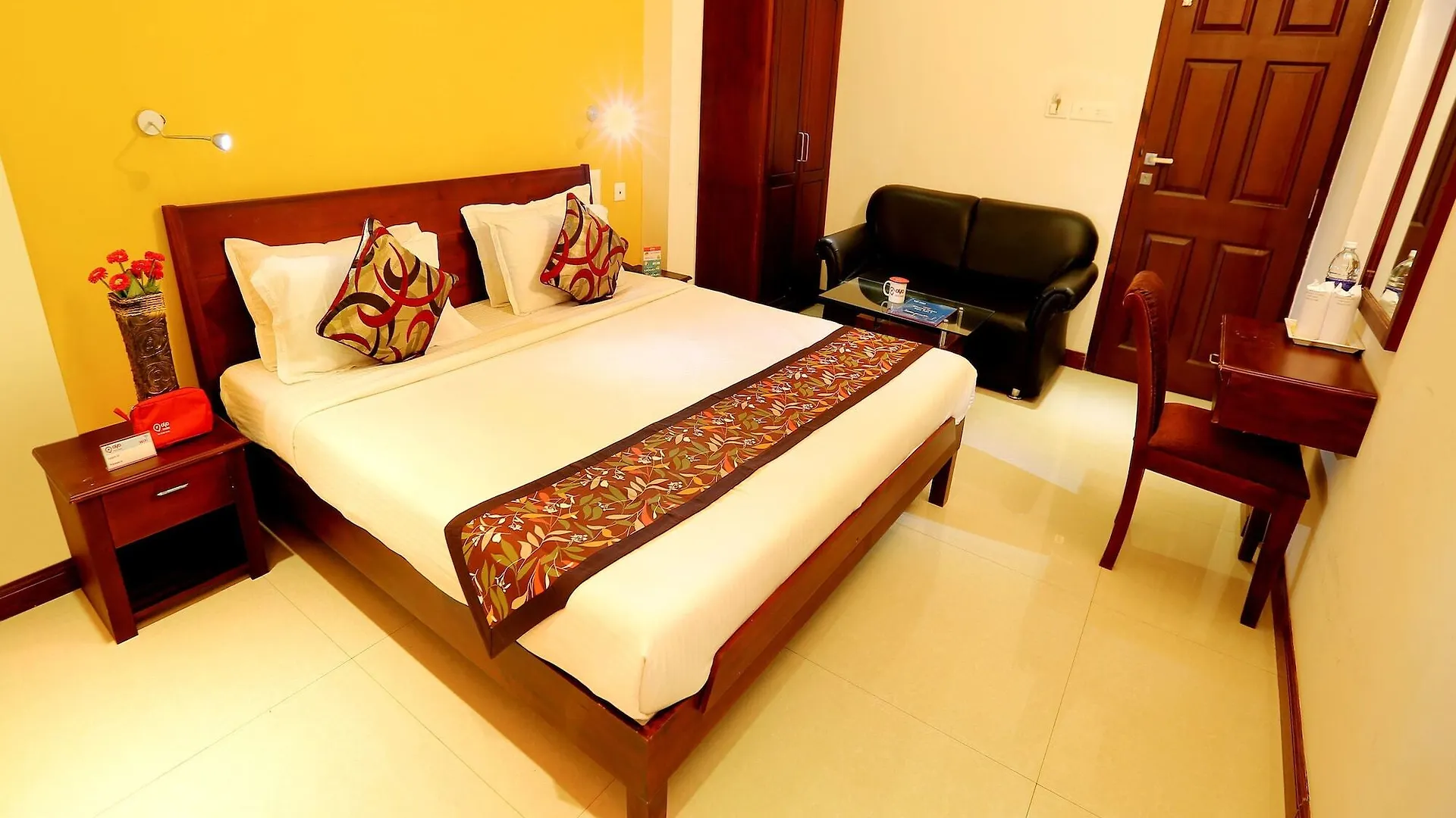 Capital O 848 The Pearl Palace Hotel Kochi 2*,  印度